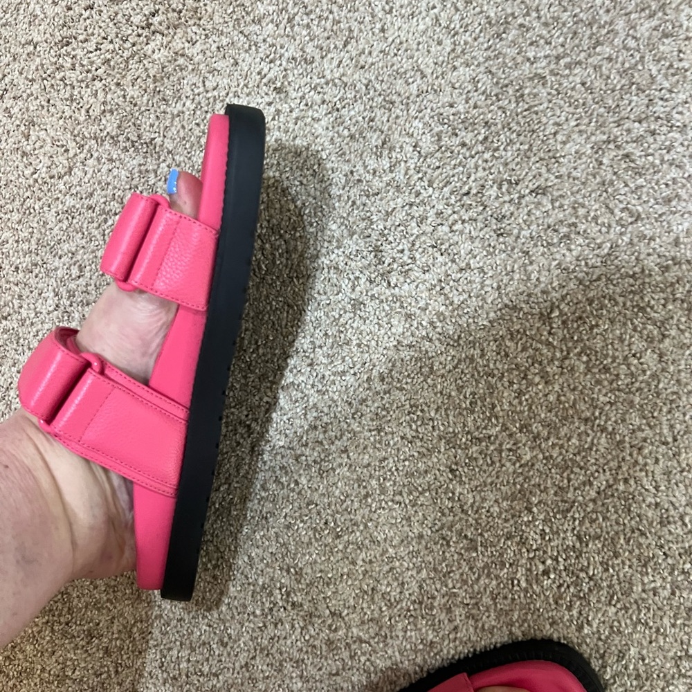 Louis Vuitton Black Rubber Sole Slide - Picture 4 of 17